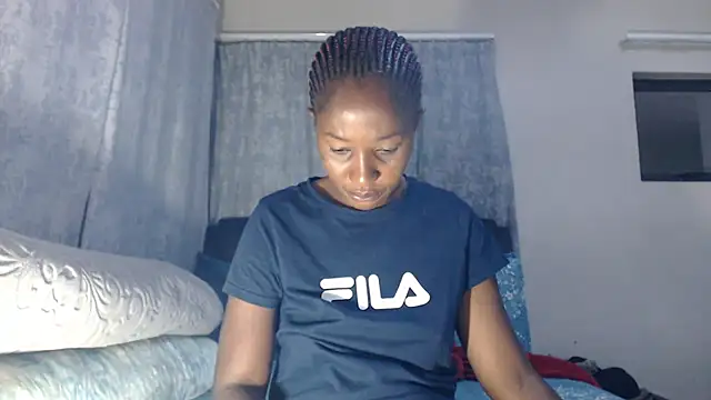 Snapshot of leanna23 chatting on February 8, 2025, 12:38 am leanna23 online show from February 8, 2025, 12:38 am