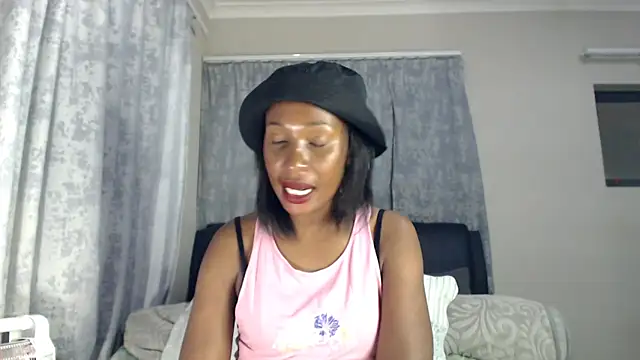 Snapshot of leanna23 chatting on October 12, 2025, 6:07 pm leanna23 online show from October 12, 2025, 6:07 pm