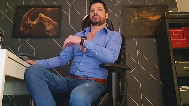 Snapshot of ChrisKox chatting on February 11, 2025, 5:18 pm ChrisKox online show from February 11, 2025, 5:18 pm