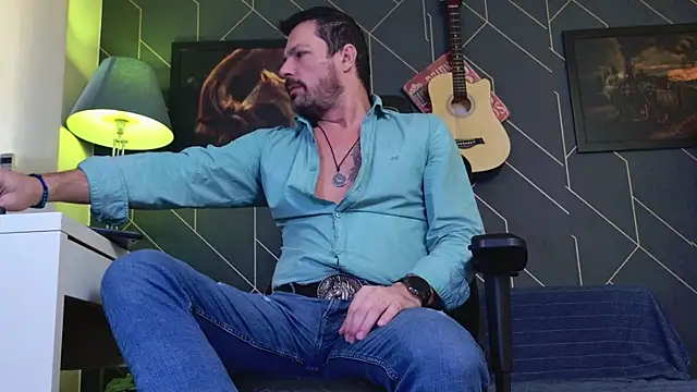 Snapshot of ChrisKox chatting on January 17, 2026, 12:21 pm ChrisKox online show from January 17, 2026, 12:21 pm