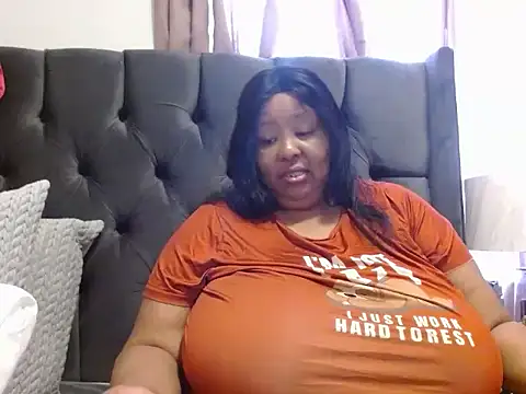 nancy111 online show from February 11, 2025, 2:46 pm