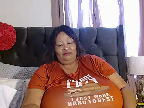 Snapshot of nancy111 chatting on February 24, 2025, 12:16 pm nancy111 online show from February 24, 2025, 12:16 pm