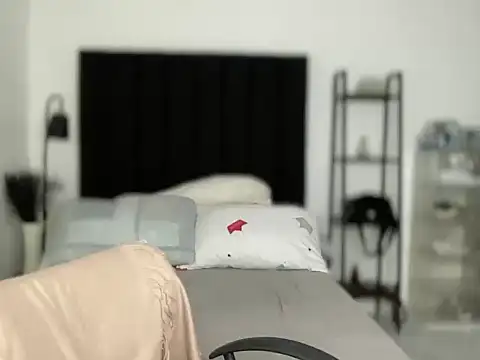 your bianca69 online show from March 6, 2025, 11:31 pm