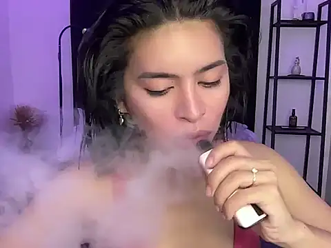 your bianca69 online show from November 30, 2025, 11:42 pm