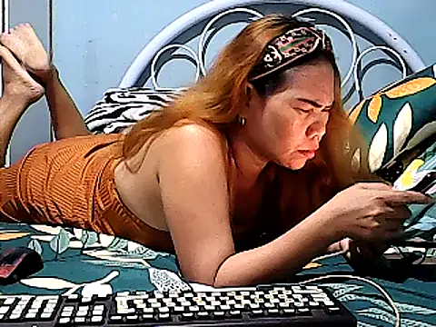 lovely-asian online show from January 8, 2025, 12:58 pm