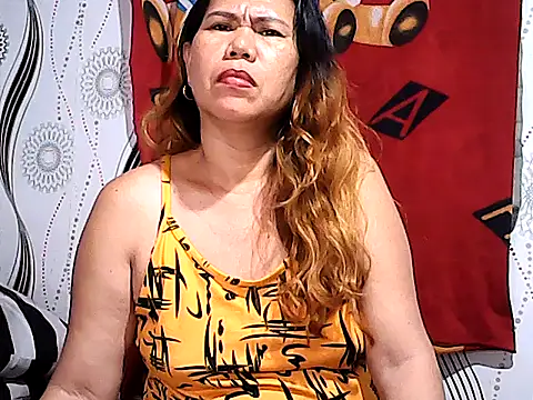 Snapshot of lovely-asian chatting on November 10, 2025, 10:14 am lovely-asian online show from November 10, 2025, 10:14 am