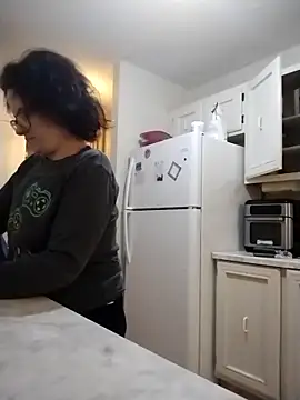 Snapshot of JessaBella chatting on February 10, 2026, 4:00 pm JessaBella online show from February 10, 2026, 4:00 pm