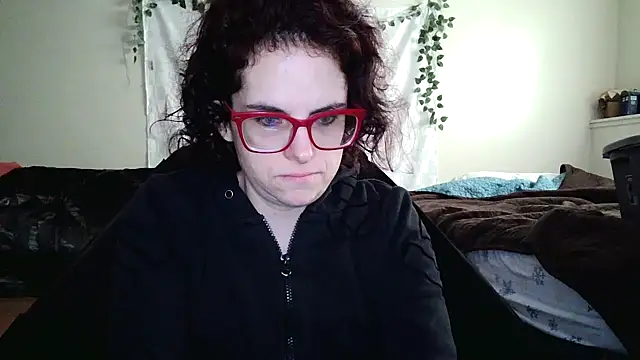 Snapshot of JessaBella chatting on April 15, 2026, 4:03 pm JessaBella online show from April 15, 2026, 4:03 pm