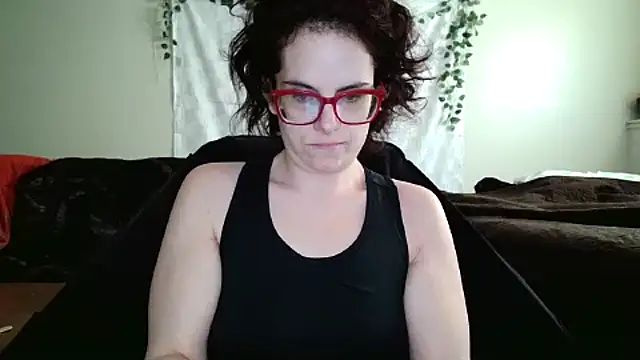 Snapshot of JessaBella chatting on April 20, 2026, 5:37 pm JessaBella online show from April 20, 2026, 5:37 pm