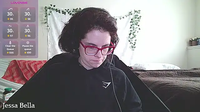 Snapshot of JessaBella chatting on May 8, 2026, 3:28 pm JessaBella online show from May 8, 2026, 3:28 pm