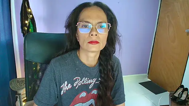 Nattyslave4U online show from January 12, 2026, 4:01 pm