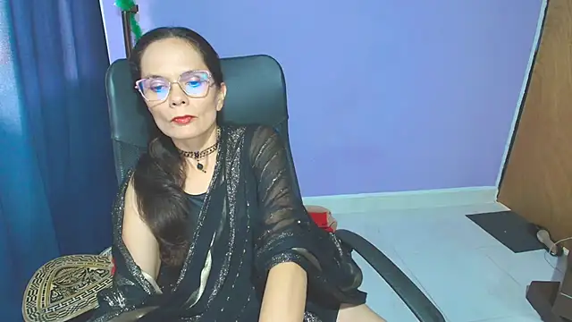 Snapshot of Nattyslave4U chatting on April 9, 2026, 8:58 pm Nattyslave4U online show from April 9, 2026, 8:58 pm