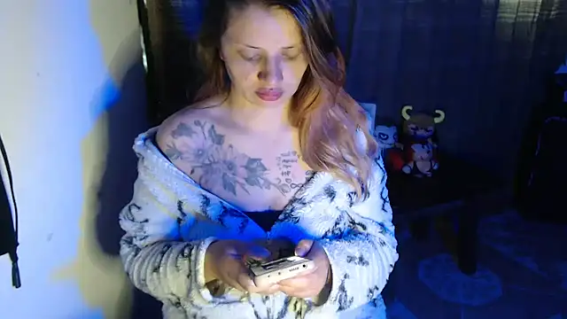 kattydirtylol online show from October 31, 2025, 11:11 am