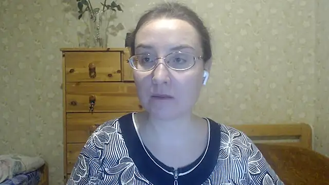 Smart Rose online show from February 7, 2025, 1:15 am