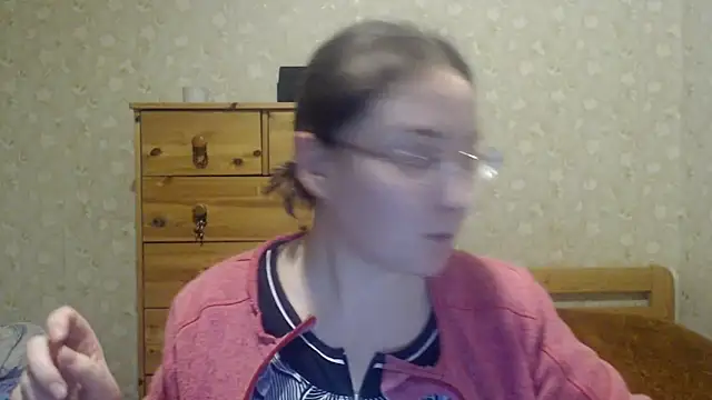 Smart Rose online show from February 7, 2025, 9:37 pm