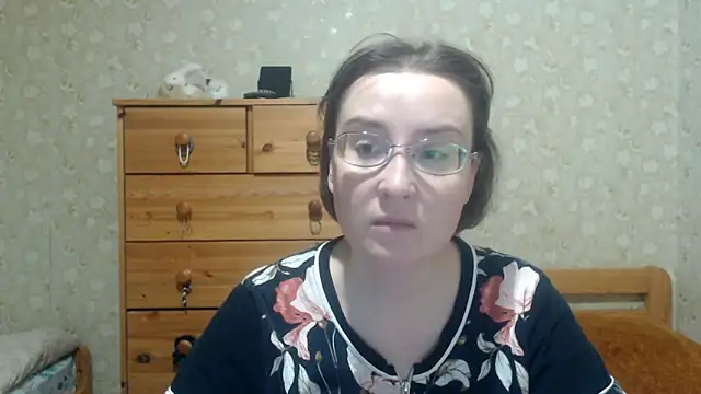 Smart Rose online show from March 8, 2026, 5:17 pm