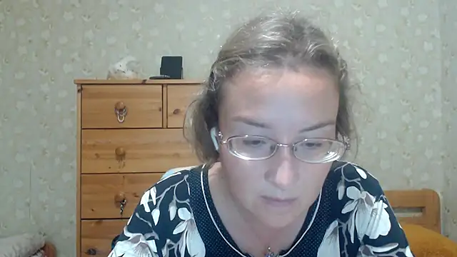 Smart Rose online show from August 7, 2026, 12:51 pm