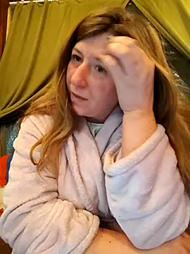 Natali UA online show from December 3, 2025, 6:28 pm