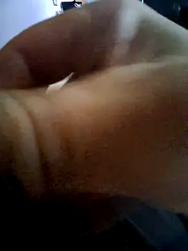 Snapshot of bam420bam chatting on June 12, 2026, 11:03 pm bam420bam online show from June 12, 2026, 11:03 pm