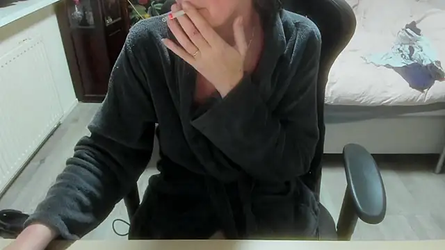 Snapshot of minoesje37 chatting on February 11, 2026, 8:36 pm minoesje37 online show from February 11, 2026, 8:36 pm