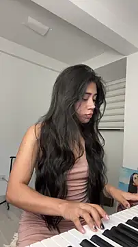 aimi art1 online show from November 25, 2025, 1:27 am