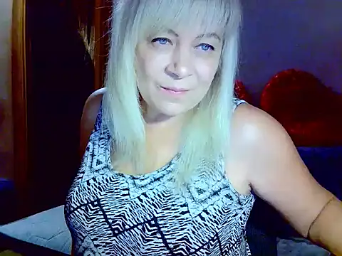 AgoniA7 online show from October 8, 2025, 3:37 am