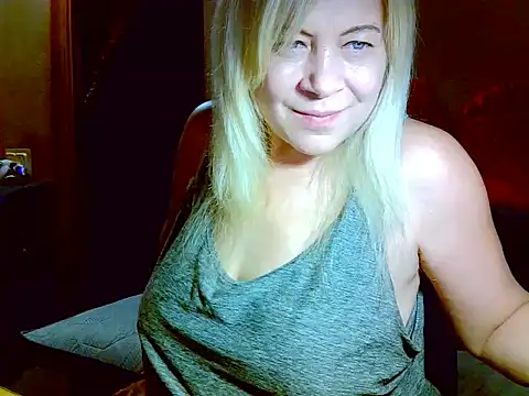 AgoniA7 online show from February 17, 2026, 3:36 am