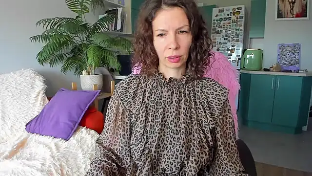 ChristinaGlory online show from June 4, 2026, 7:25 am