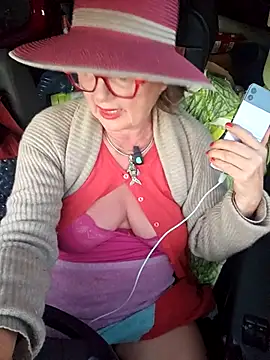 MucMilf59 online show from June 6, 2026, 8:13 pm