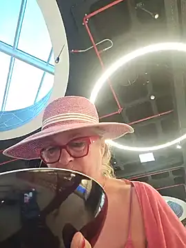 MucMilf59 online show from July 13, 2026, 7:16 pm