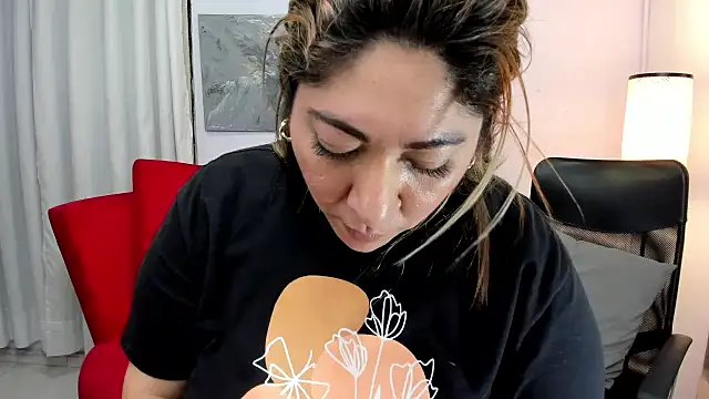 kendra fire online show from May 16, 2026, 1:02 am