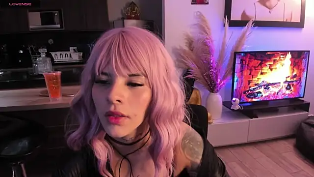 Christine Adams online show from December 4, 2024, 5:05 am