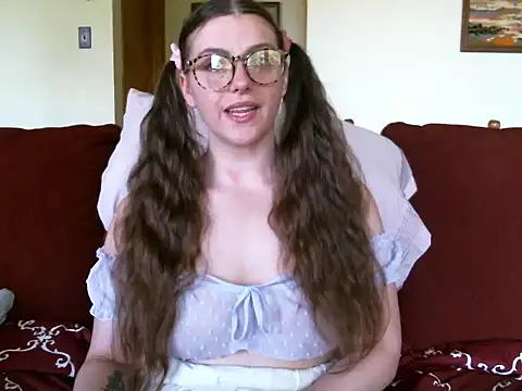 katie kitten38 online show from June 9, 2026, 5:02 pm