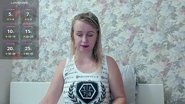 Snapshot of I_AM_MILF chatting on December 2, 2024, 5:15 pm I AM MILF online show from December 2, 2024, 5:15 pm