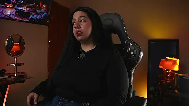 coraline latin online show from September 24, 2025, 11:52 pm