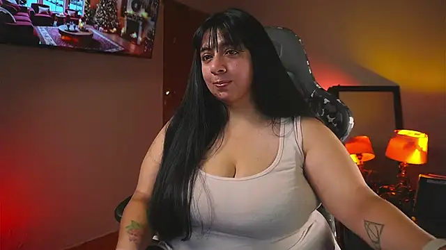 coraline latin online show from November 8, 2025, 3:34 pm