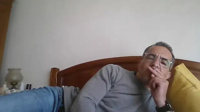 Snapshot of CarlosRocha73 chatting on May 14, 2026, 11:39 am CarlosRocha73 online show from May 14, 2026, 11:39 am