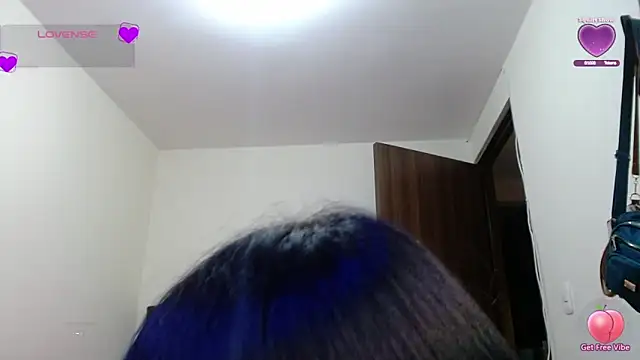 Snapshot of sweetshorexxx chatting on January 10, 2025, 12:49 am sweetshorexxx online show from January 10, 2025, 12:49 am