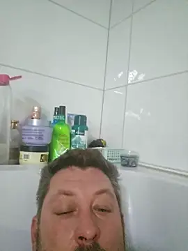 ktmtom247 online show from November 15, 2025, 7:21 pm