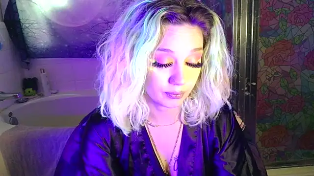 TEXASMARYYYJANE online show from May 26, 2026, 1:40 pm