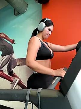 Carolina Novoa online show from October 11, 2025, 2:37 pm