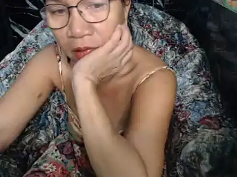 ASIANDOLLY4U online show from April 10, 2026, 12:16 am
