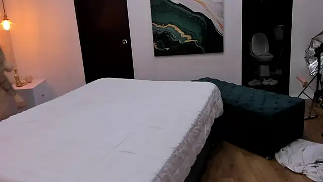 amy ink online show from December 30, 2024, 6:27 pm