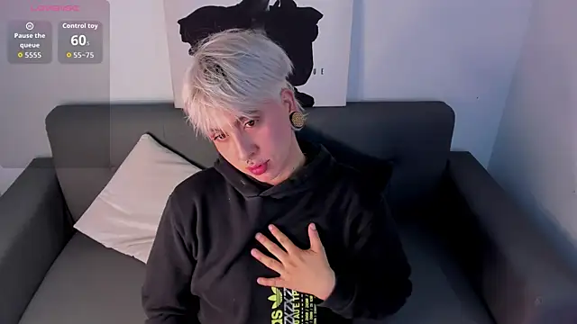 Snapshot of amy_ink chatting on September 23, 2025, 11:24 am amy ink online show from September 23, 2025, 11:24 am