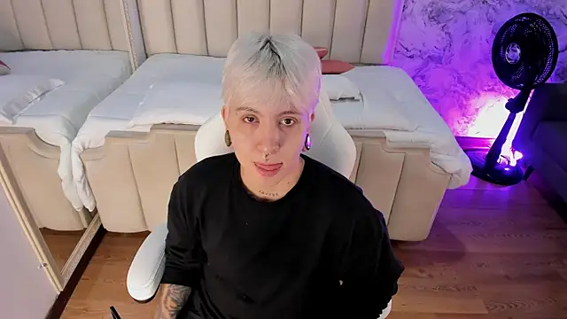 Snapshot of amy_ink chatting on September 29, 2025, 11:26 am amy ink online show from September 29, 2025, 11:26 am