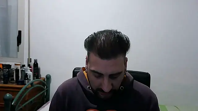 Italian dark desire online show from February 4, 2026, 10:47 pm