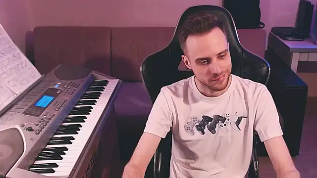 Sweetparker online show from October 11, 2025, 4:05 pm