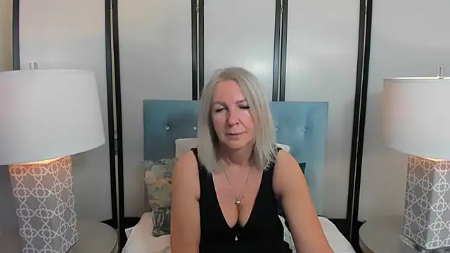 EricaTop online show from June 17, 2026, 6:20 pm