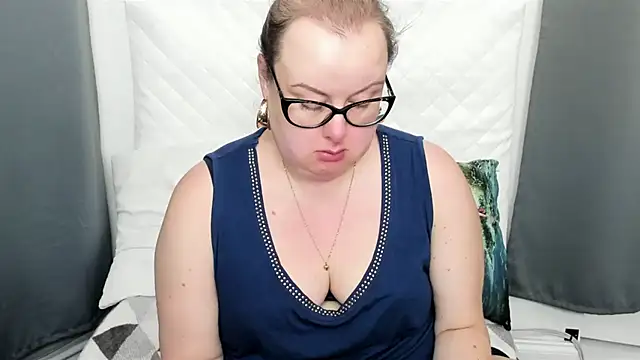 dirtyBonnie online show from November 20, 2025, 4:45 am