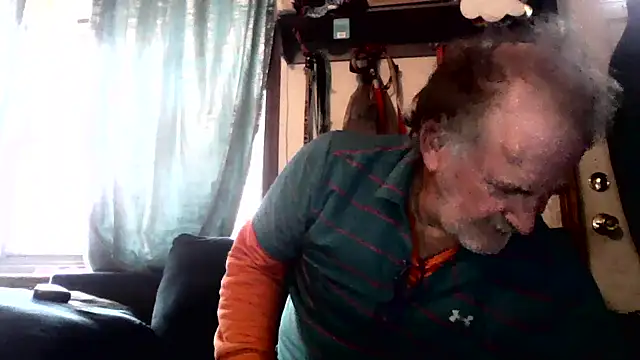 Sweet Sexy1963 online show from November 17, 2025, 6:14 pm